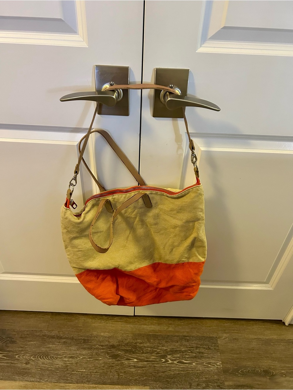 GAP Two-Tone Canvas Tote in Beige and Orange